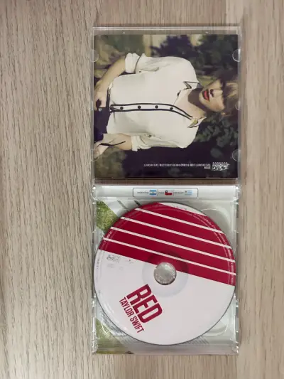 CD Taylor Swift Red original - miniatura 2