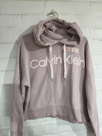 Chaqueta de lana gris con cuello de piel sintética - miniatura 3