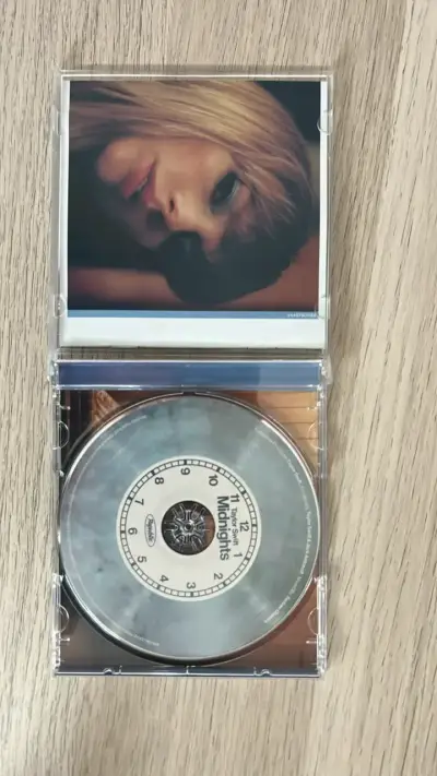 CD álbum Midnights de Taylor Swift - miniatura 3