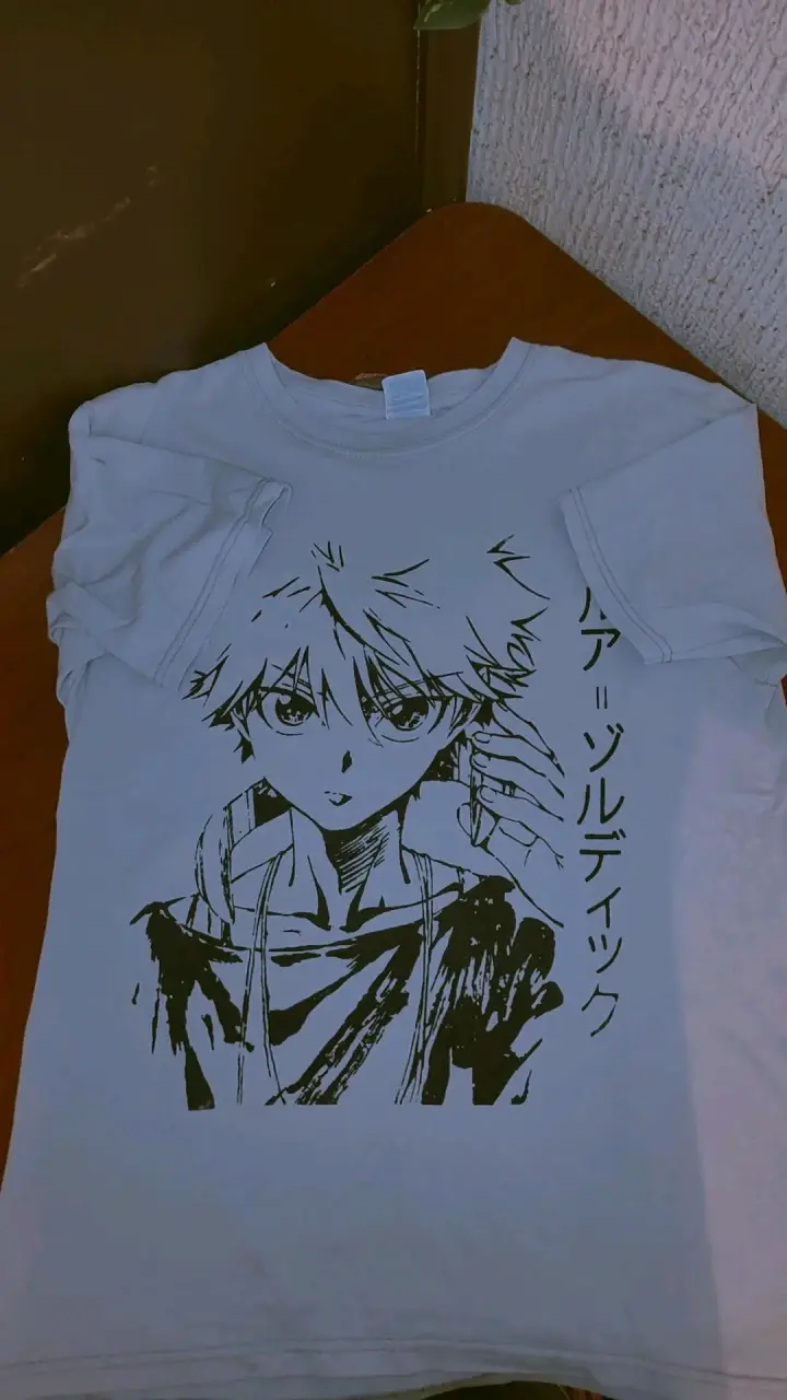 Figura de anime killua con camiseta estampada - 5