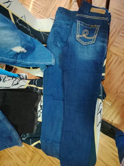 Lote de Jeans azul oscuro con diseño en bolsillo - miniatura 1