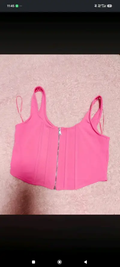 Ropa de mujer - miniatura 4