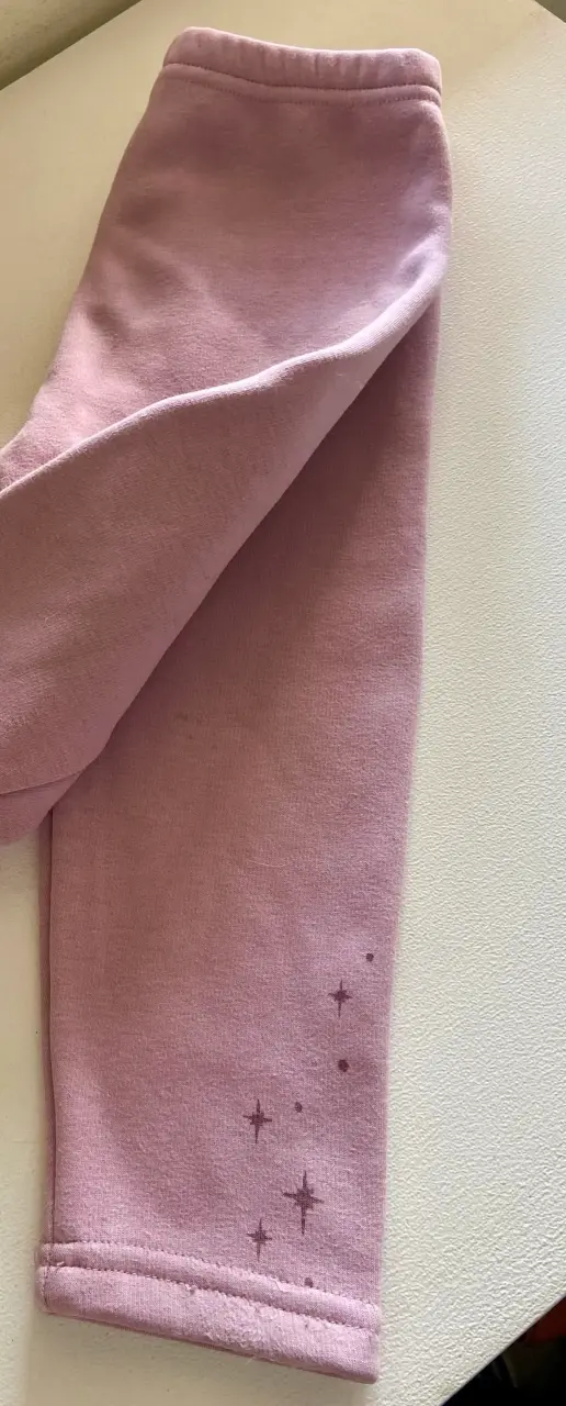 Leggings rosados para niña con diseño de estrellas - 4