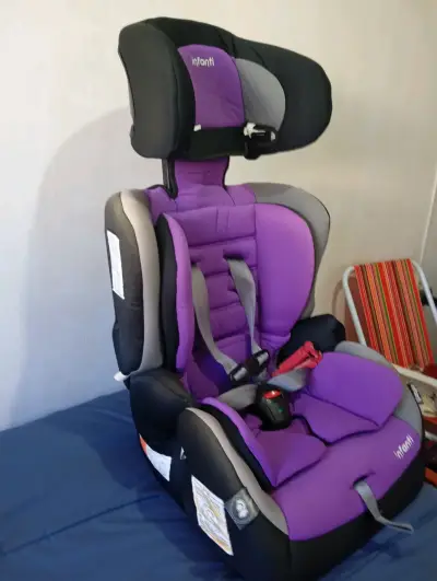 Silla de auto Infanti morada para niños - miniatura 1