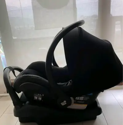 Silla de auto Maxi-Cosi Mico Max 30 negra - miniatura 2