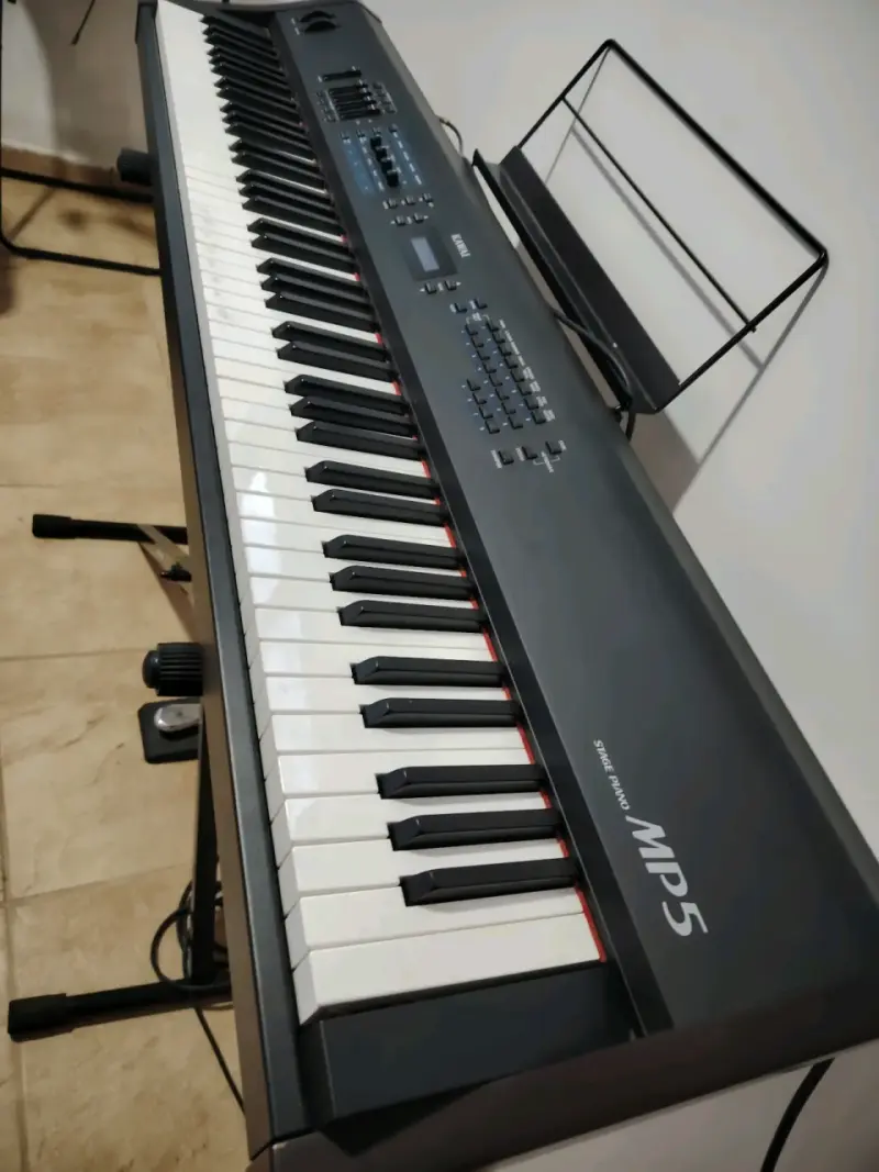 Piano digital Kawai MP5 con soporte - 2