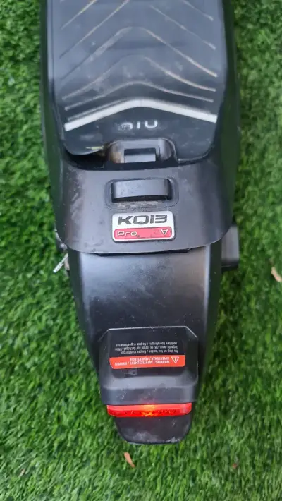 Scooter eléctrico plegable Niu Kqi3 Pro - miniatura 3