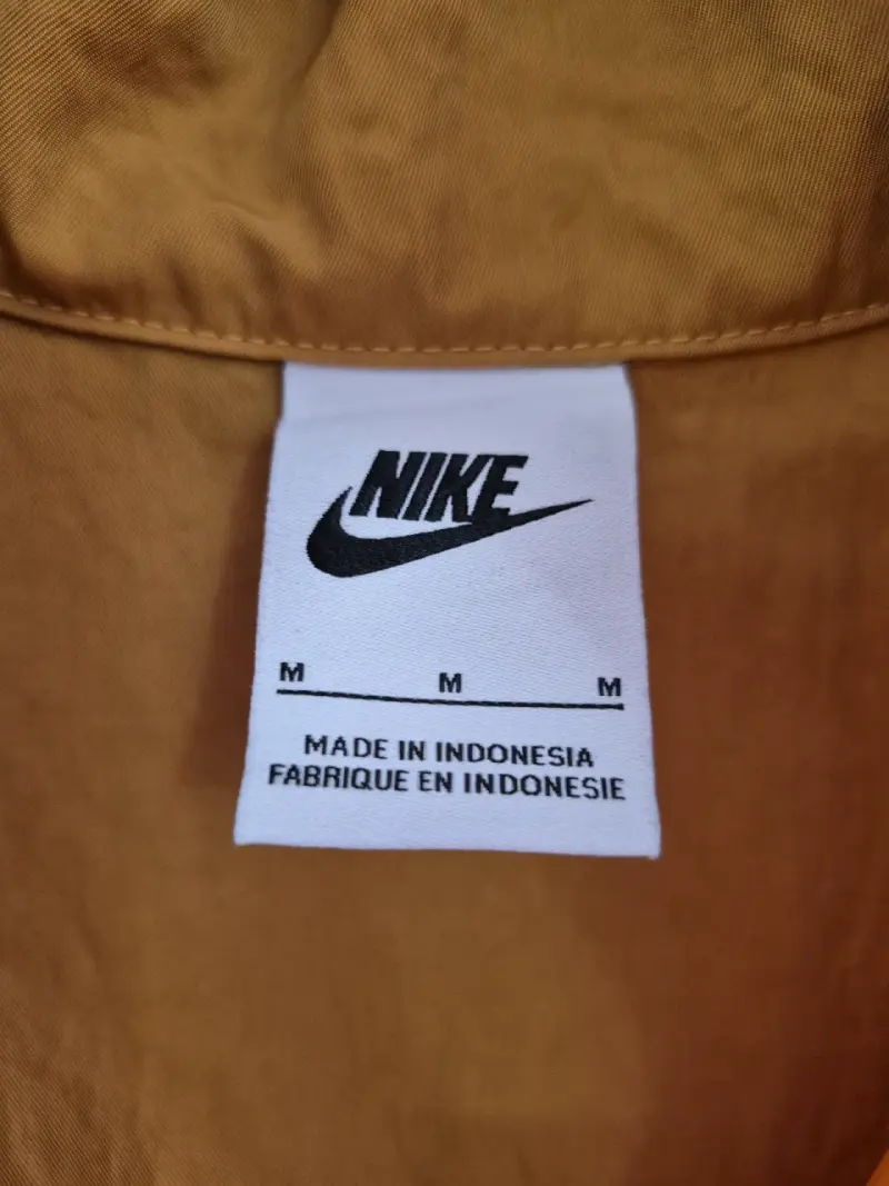 Vestido deportivo Nike color mostaza - 5