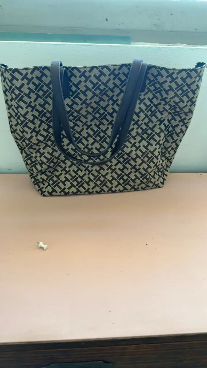 Bolso tote de tela con diseño geométrico - 2