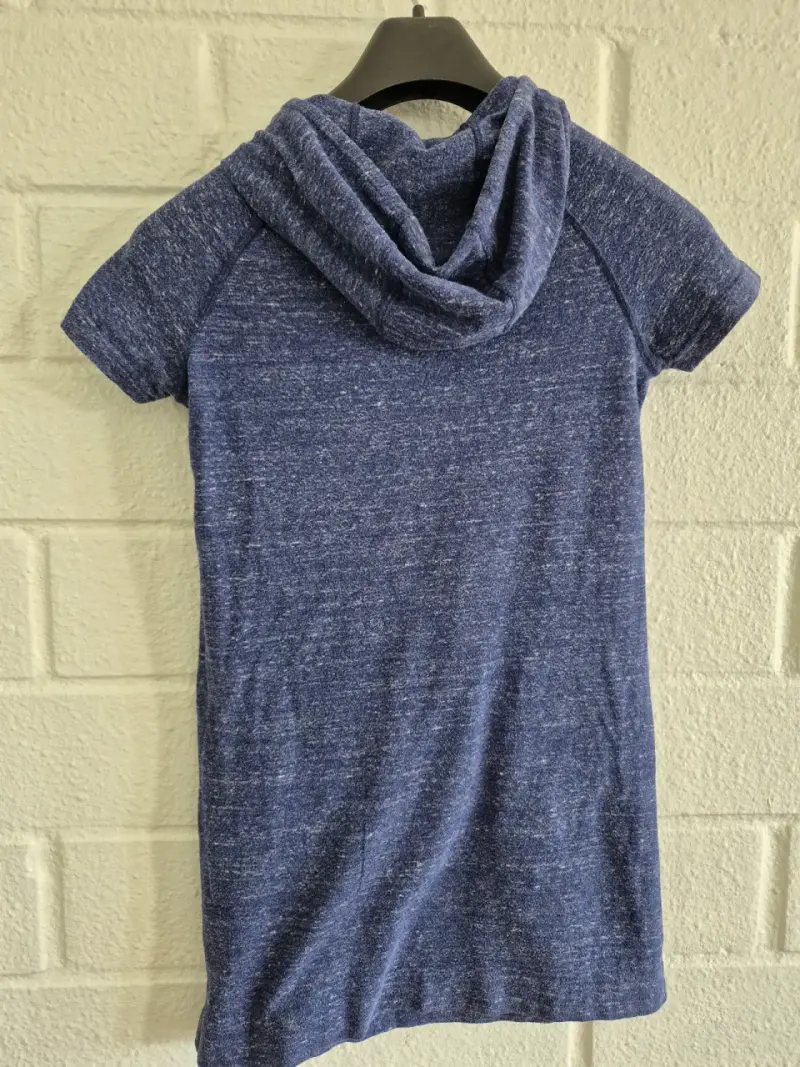 Vestido deportivo Nike azul con capucha - 2