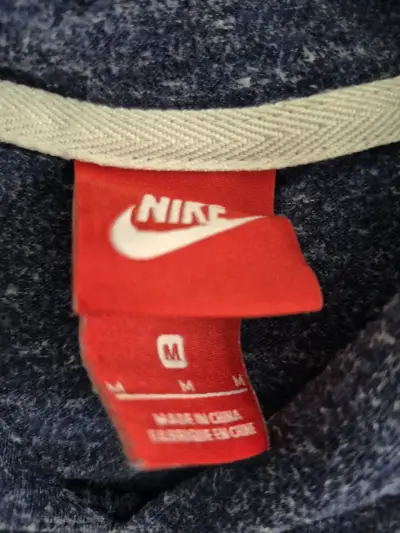 Vestido deportivo Nike azul con capucha - miniatura 3