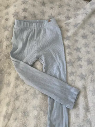 Pantalones leggins  de bebé celestes - miniatura 2