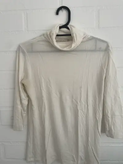 Polera cuello alto Zara blanca - miniatura 1