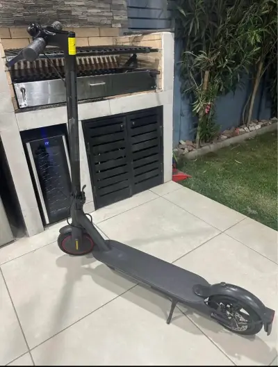 Scooter Eléctrico Mi Pro 2 Xiaomi - miniatura 2
