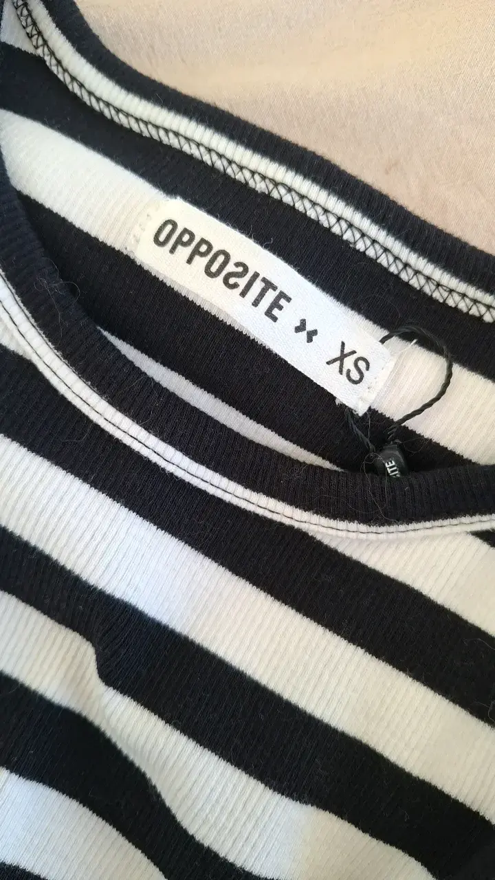 Polera de rayas blanco y negro Opposite - 3