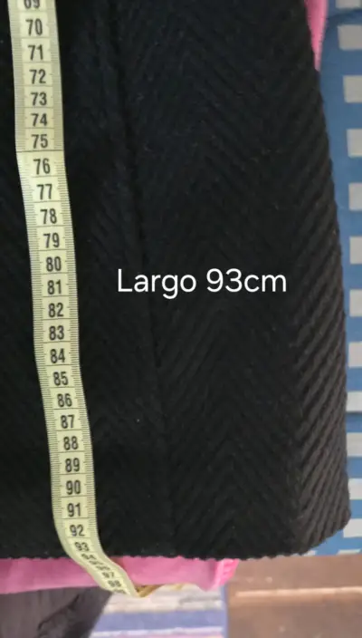 Abrigo negro elegante para mujer - miniatura 4