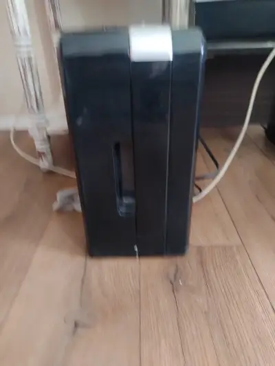 Destructora de papel negra compacta - miniatura 3