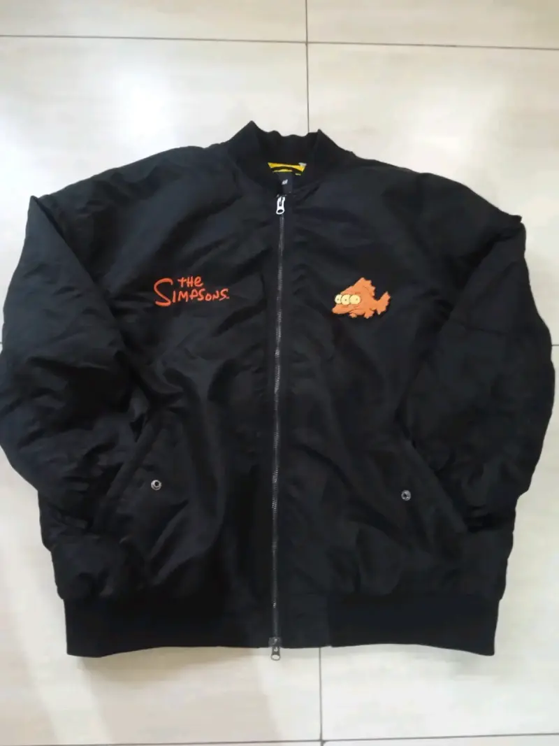 Chaqueta bomber negra The Simpsons - 3