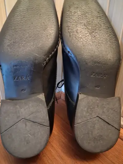 Zapatos formales de cuero negro para hombre - miniatura 5