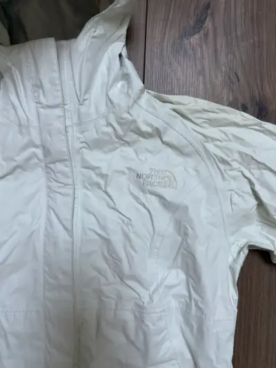 Abrigo Mujer impermeable blanco con capucha - miniatura 2