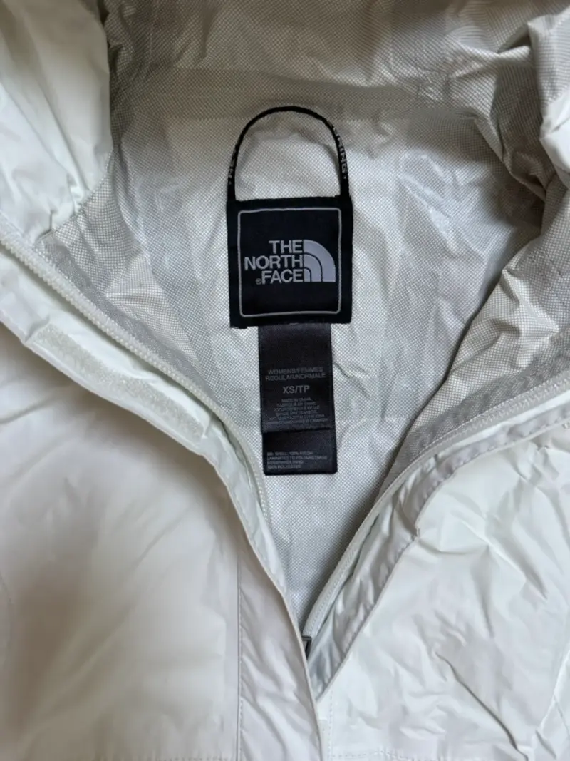 Abrigo Mujer impermeable blanco con capucha - 3