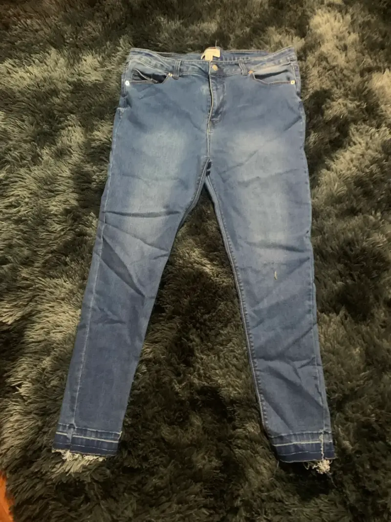 Jeans azul desgastado para mujer - 2