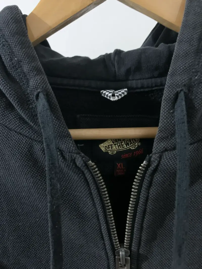 Polerón Vans negro con capucha y cierre - 2