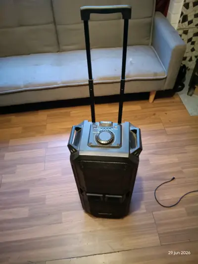 Parlante portátil Master G con luces LED - miniatura 6