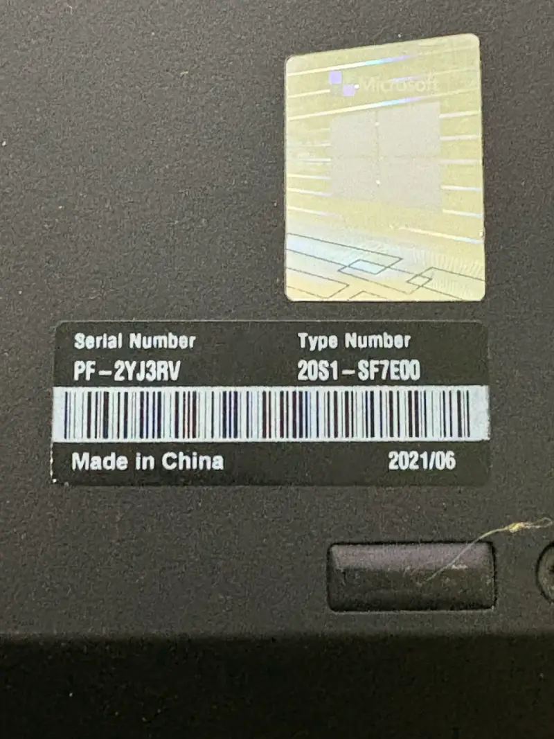 Laptop Lenovo ThinkPad con pantalla de 14 pulgadas - 3