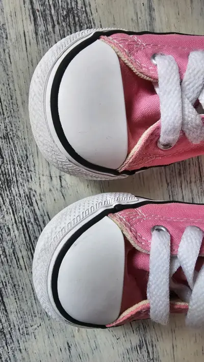 Zapatillas Converse rosas para niña talla 23 - miniatura 3