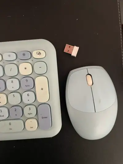 Teclado y mouse inalámbricos Mofii - miniatura 2
