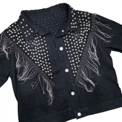 Chaqueta de mezclilla con tachas y flecos - miniatura 1