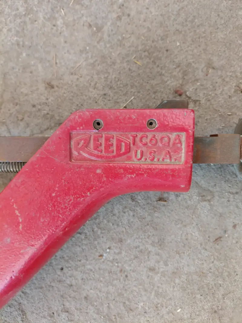 Cortatubos manual RIDGID rojo - 3