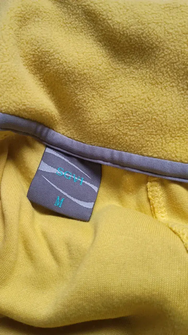 Chaqueta polar amarilla para mujer - 2