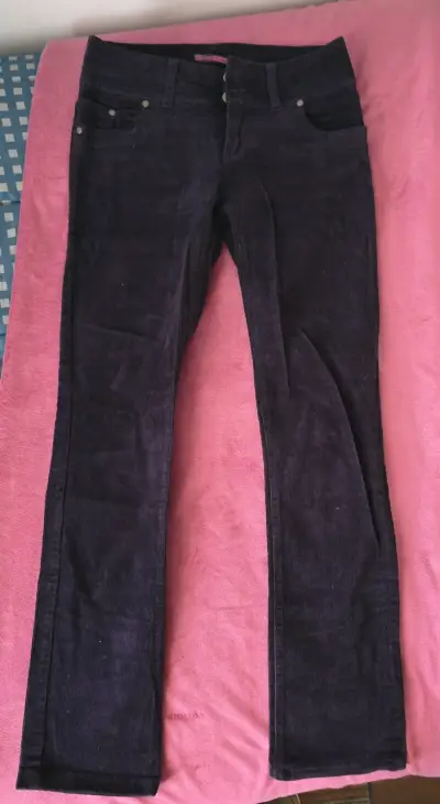 Pantalones de cotelé morados para mujer - miniatura 1