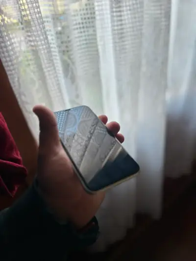 iPhone 11 - miniatura 1