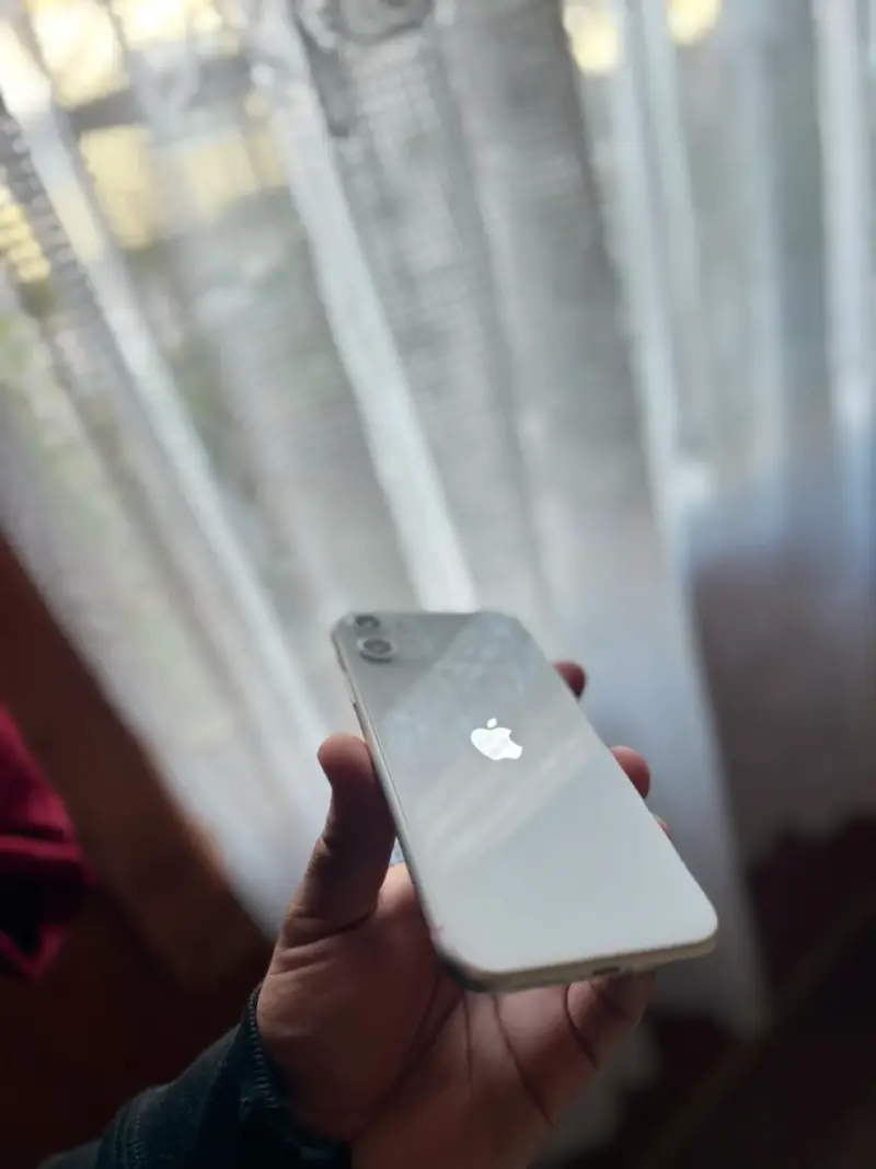 iPhone 11 - 2