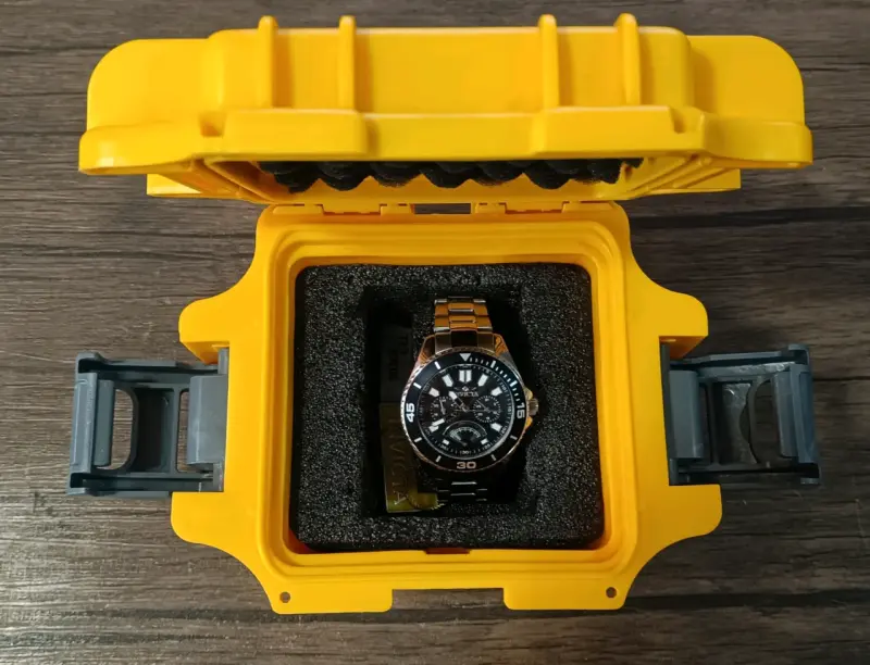 Reloj Invicta Pro Diver 46879 con caja resistente - 2