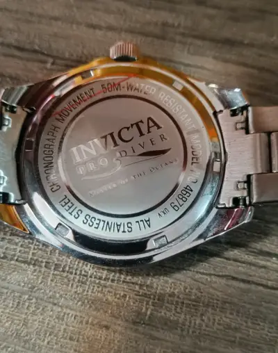 Reloj Invicta Pro Diver 46879 con caja resistente - miniatura 3