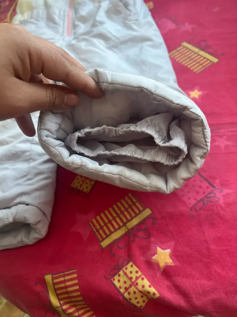 Pantalón de nieve infantil gris con cierre rosado - 2