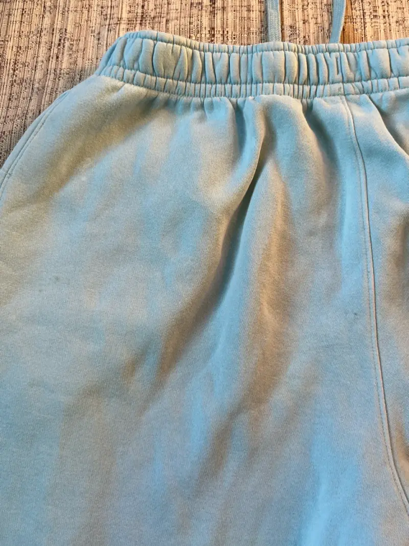Pantalones deportivos Nike celestes - 5