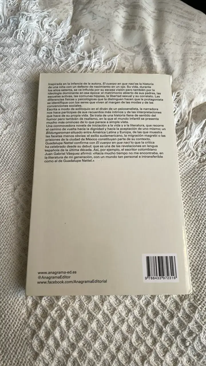 Libro 'El cuerpo en que nací' de Guadalupe Nettel - 2