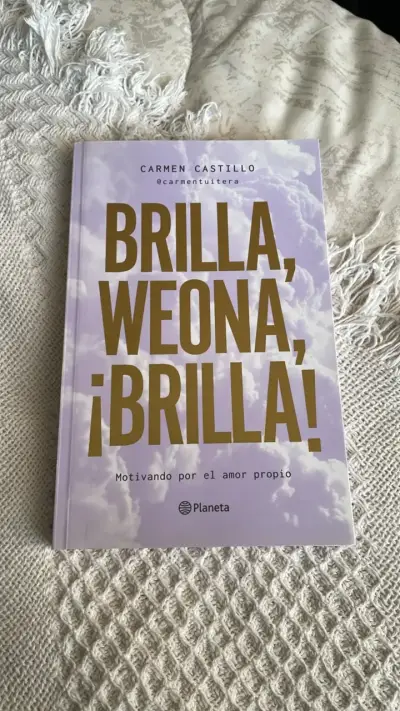 Libro 'Brilla, Weona, ¡Brilla!' de Carmen Castillo - miniatura 1