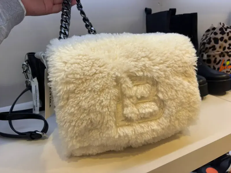 Bolso de peluche blanco Bimba y Lola original - 2