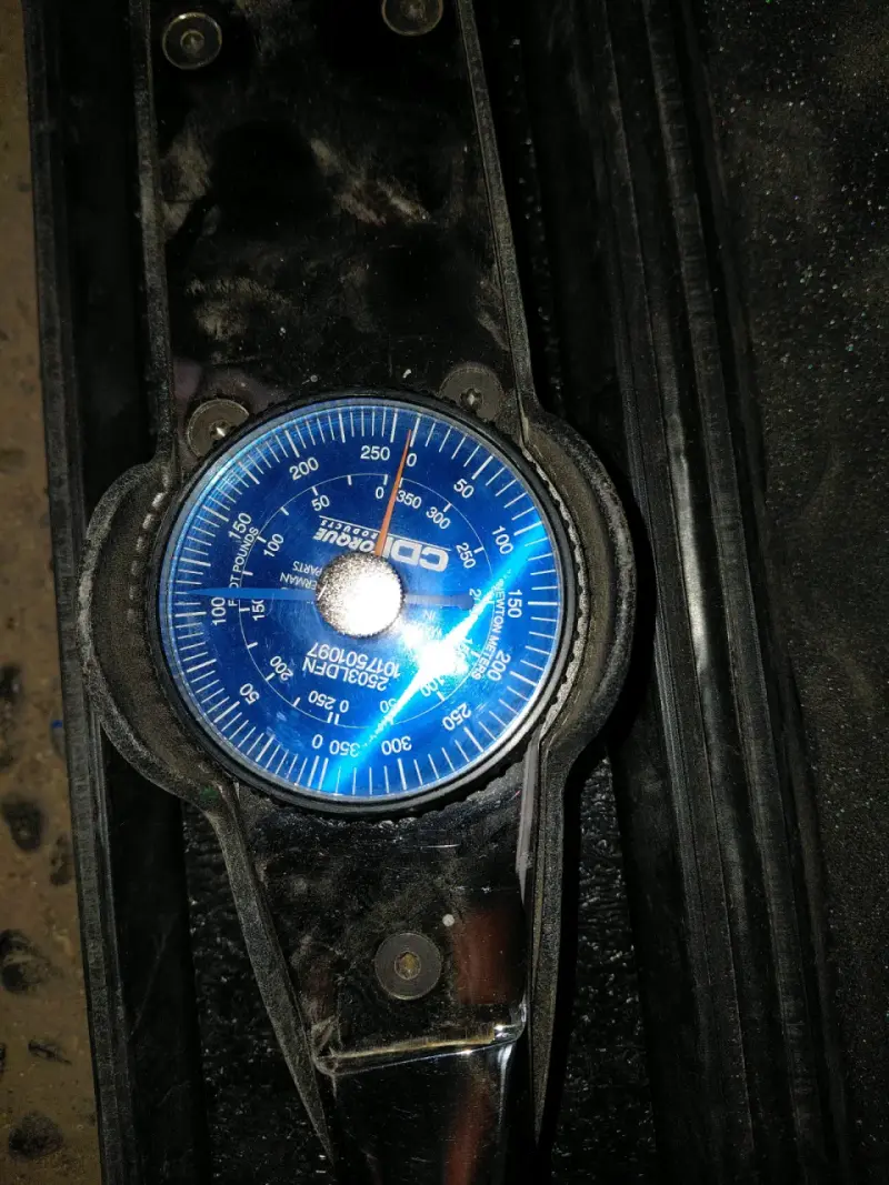 Torquímetro de dial con estuche rígido - 2