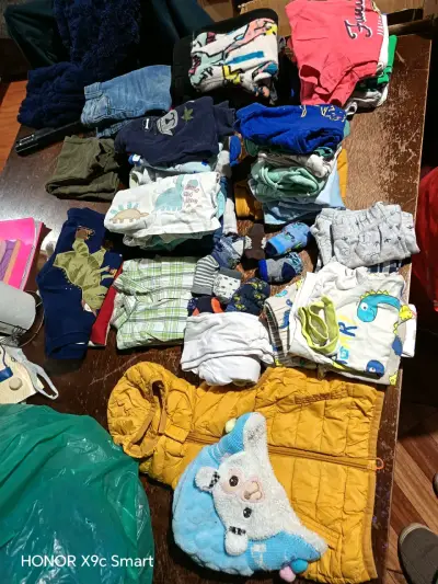Lote de ropa infantil variada - miniatura 1