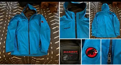 Chaqueta impermeable Mammut azul con capucha - miniatura 1