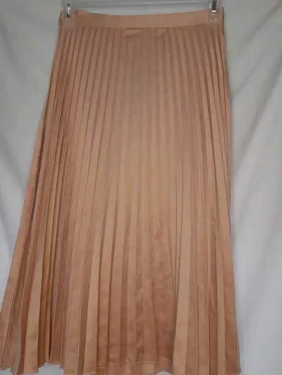 Falda plisada beige elegante - miniatura 1