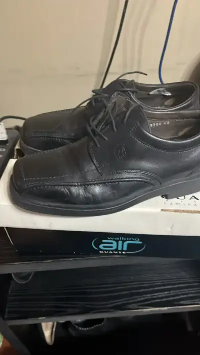 Zapatos formales de cuero gris Cardinale - miniatura 4