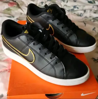 Zapatillas WMNS NIKE COURT ROYALE 2 NN. - miniatura 1